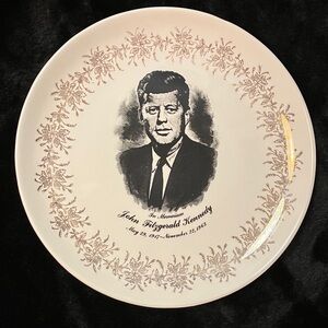 John F. Kennedy memorial plate NWT vintage